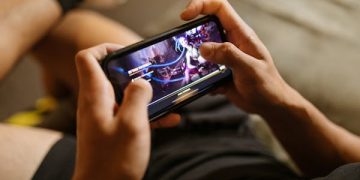 Best Gaming Phones: Performance, Features, and Reviews